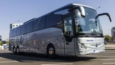 Coach 60 passengers